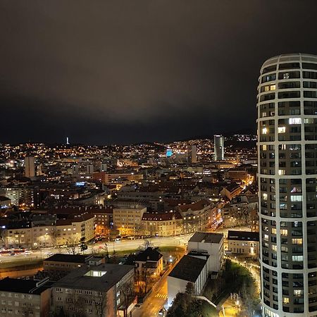 Sag Romantic 22 Floor Panorama City Free Parking Free Wifi 브라티슬라바 외부 사진