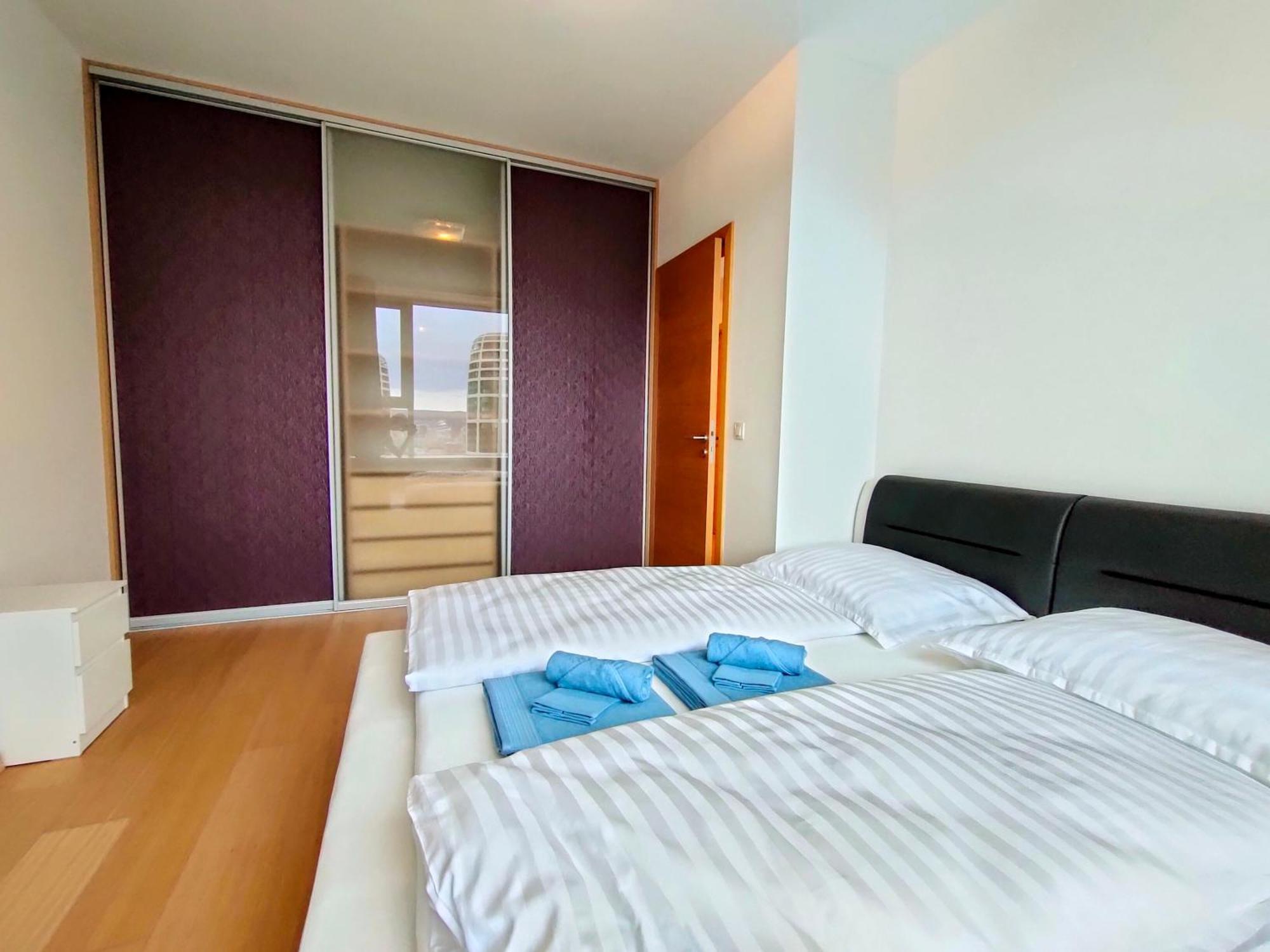 Sag Romantic 22 Floor Panorama City Free Parking Free Wifi 브라티슬라바 외부 사진